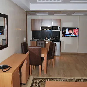 Hoteliere Rofaida Apartahotel